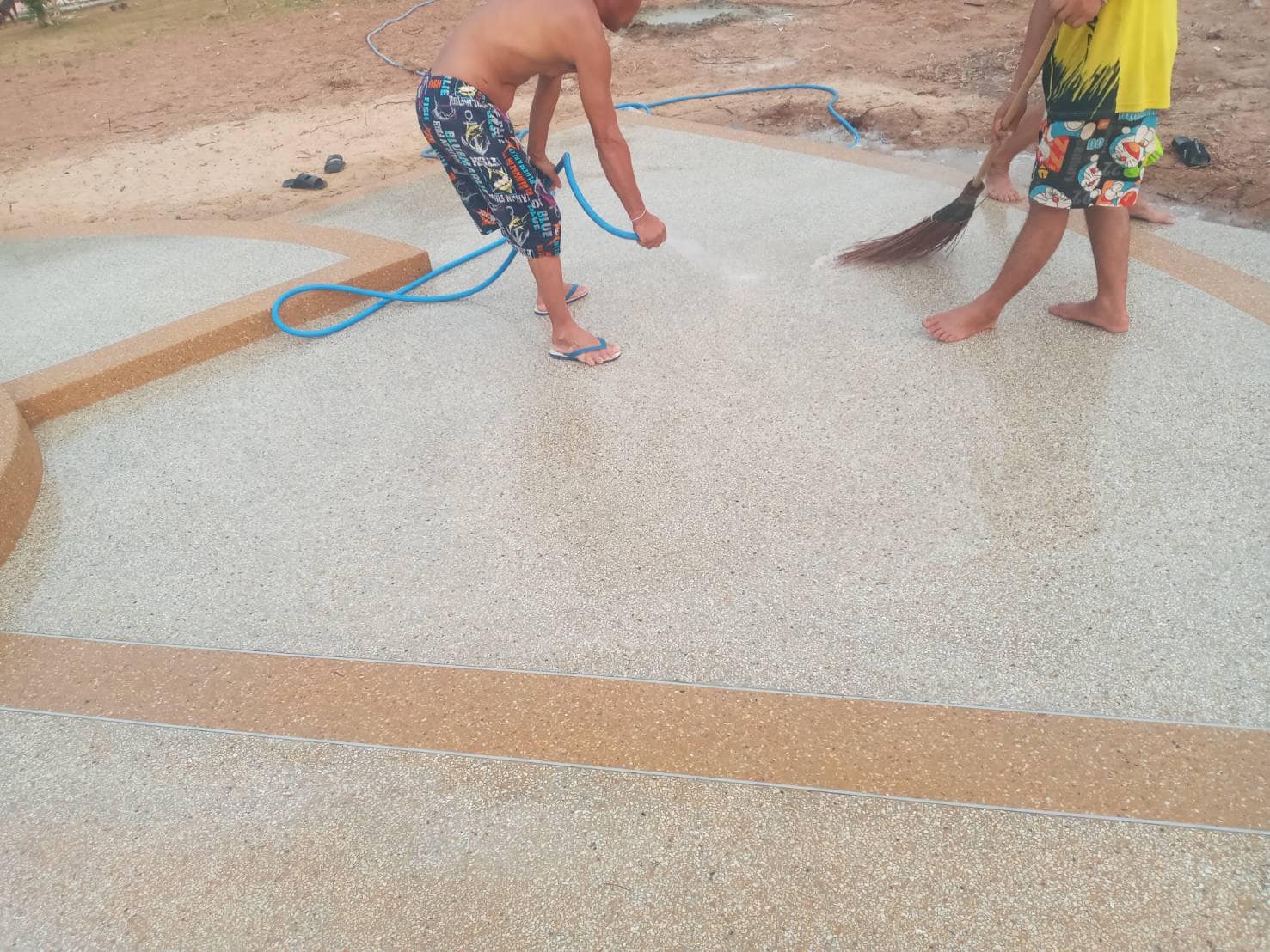 p43 - https://ช่างยุทธทรายล้าง.com | ช่างสมประสงค์ ผู้เชี่ยวชาญงานหินขัดทรายล้างมากว่า 30 ปี รับเหมาทำทรายล้างทั่วไทย พร้อมบริการคุณภาพสูงในราคายุติธรรมที่สามารถตกลงกันได้